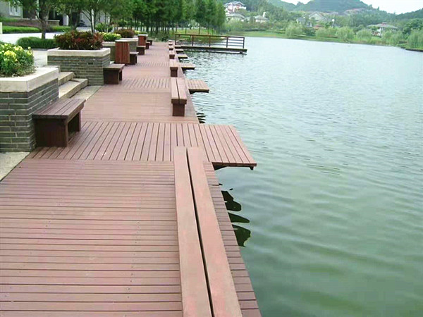 青岛塑木地板景观