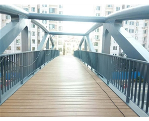 青岛天桥通道木塑地板